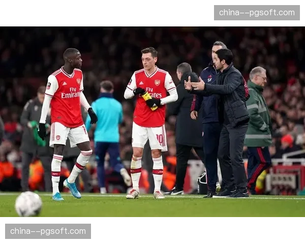 阿森纳3-0客胜拜仁，阿尔特塔的4-4-2钻石中场完全掌控节奏