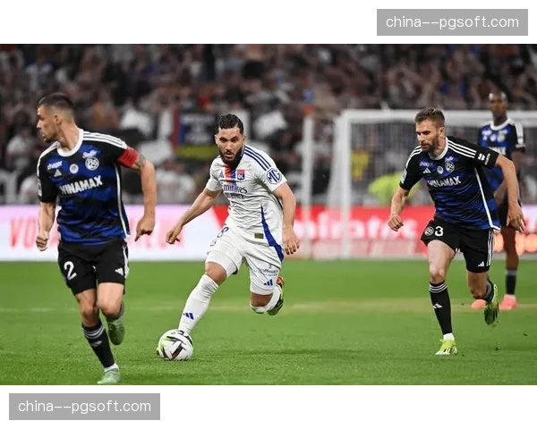 雷恩vs昂热:雷恩冲击欧战席位,昂热保级压力巨大 雷恩vs昂热:雷恩冲击欧战席位,昂热保级压力巨大